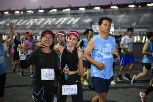 BIB: 15095, 12477, 12024
                            <button type="button" onclick="openModal(10838393)" class="btn btn-primary btn-sm float-right btn-popup" data-toggle="modal" data-target=".modal-high-quality">
                        <i class="fas fa-shopping-cart"></i> Add to Cart
                    </button>
                                            <button type="button" onclick="isThisMe(10838393, true)" class="btn btn-success btn-sm float-right btn-popup btn-isme hidden" data-toggle="tooltip" data-placement="bottom" title="นี่คือรูปของคุณใช่ไหม คลิกที่นี่เพื่อเอาเข้าอัลบั้ม">
                        <i class="fas fa-plus"></i> Add to album
                    </button>
                    <button type="button" onclick="isThisMe(10838393, false)" class="btn btn-warning btn-sm float-right btn-popup btn-isnotme hidden">
                        <i class="fas fa-ban"></i> Remove from album
                    </button>